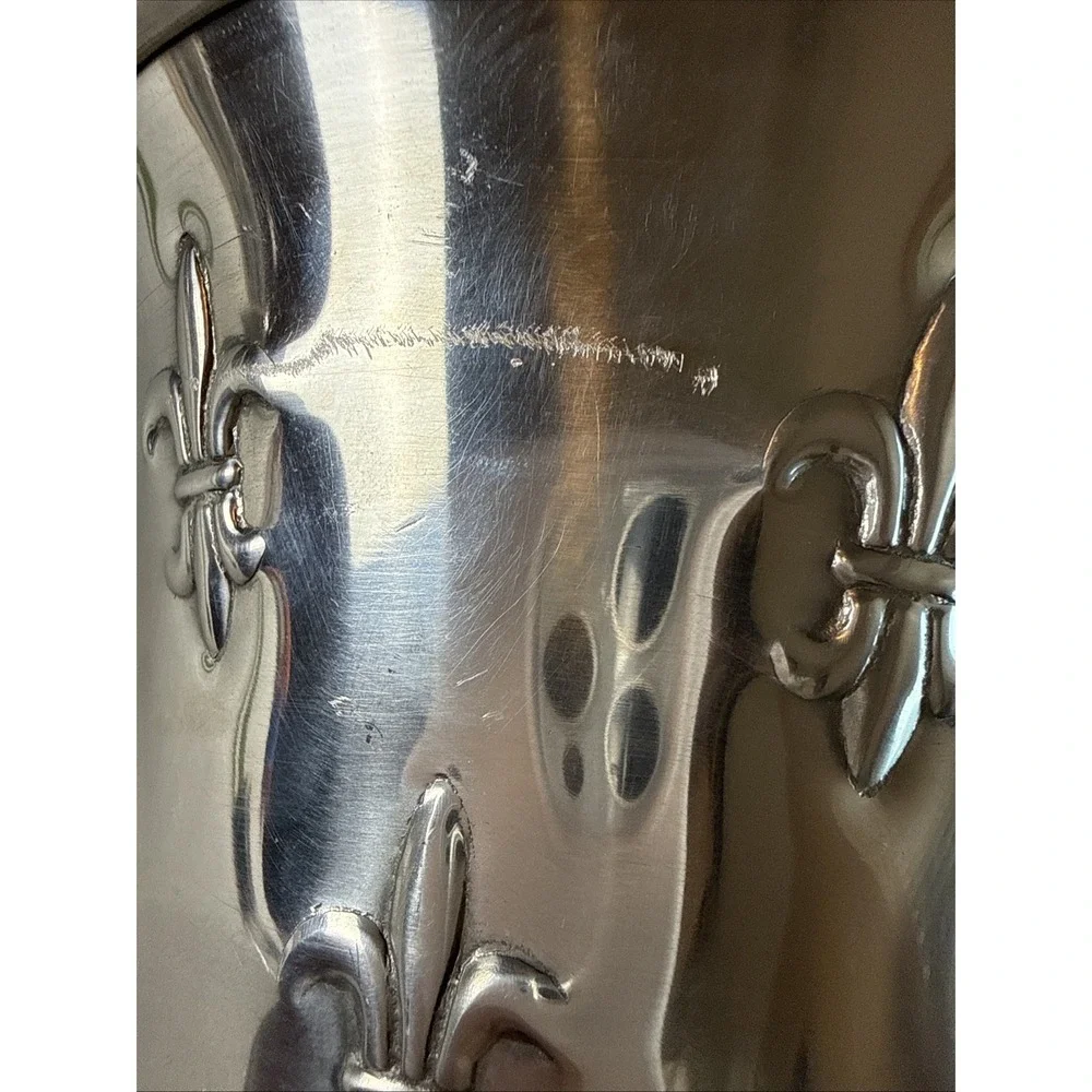 Vintage Fleur De Lis Silver Aluminum Pedestal Vase 10.5